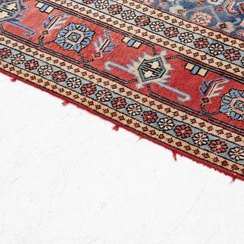 Matta, orientalisk, ca 297 x 188 cm.