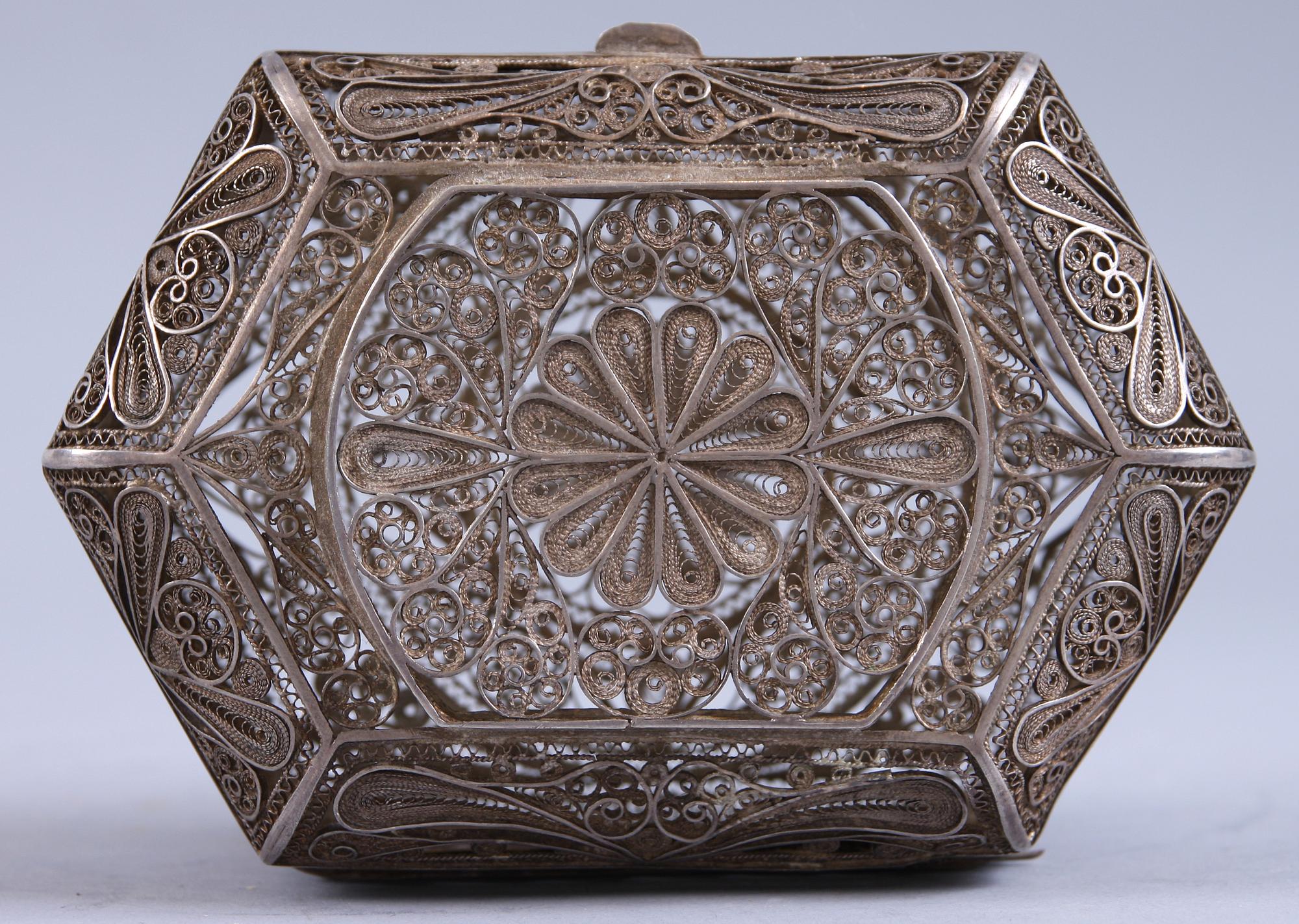 SKRIN, silver, bär stämplar Ryssland, 1865. Vikt 286 gram.