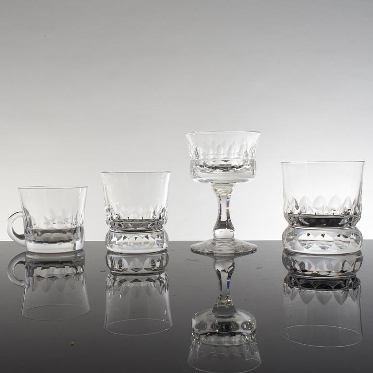 GÖRAN WÄRFF, a "Prins" glass service of ca 237 parts from Kosta.