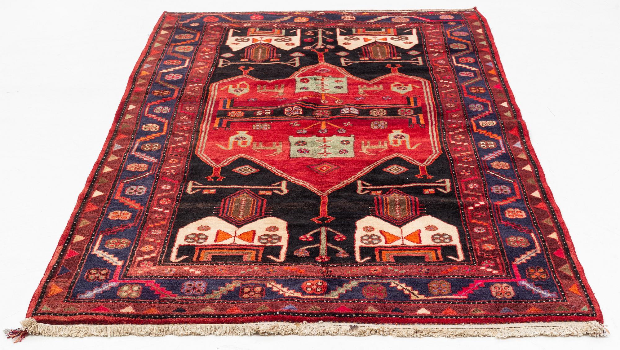 Matta, Nordvästpersisk, ca 255 x 148-153 cm.