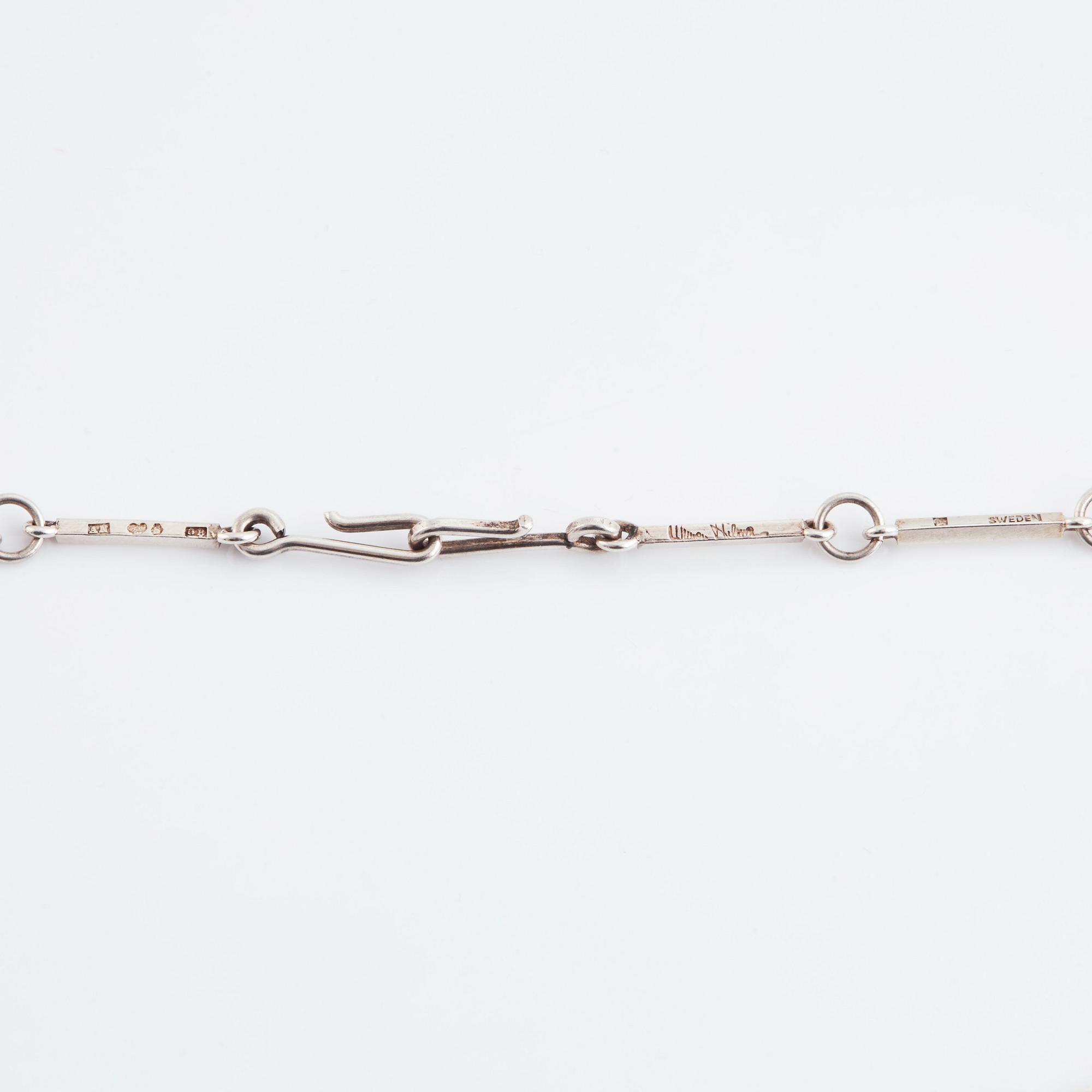 Wiwen Nilsson, hängsmycke sterlingsilver med bergkristall, Lund 1945.