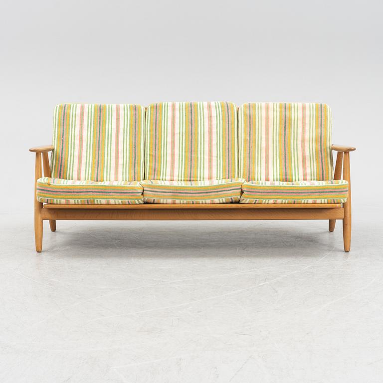 Hans J Wegner, an oak 'GE-240/3' sofa, Getama, Gedsted, Danmark.