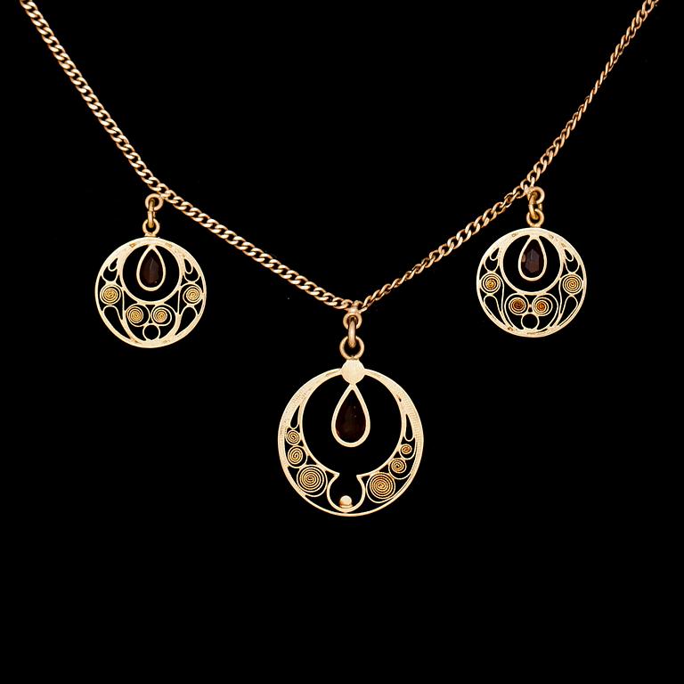 COLLIER, 18k guld Gustaf Dahlgren & Co, Malmö. 1900-talets mitt. Vikt ca 7 g.