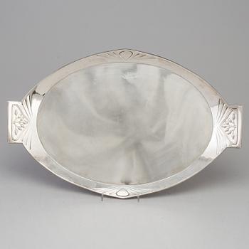 A Swedish Art Nouveau silver tray decorated with stylized sprays of flowers, maker's mark CF Carlman, Stockholm, 1904.