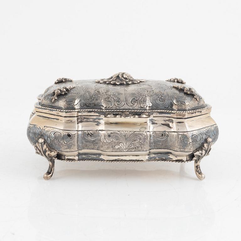 Skrin, rokokostil, 1900-tal.