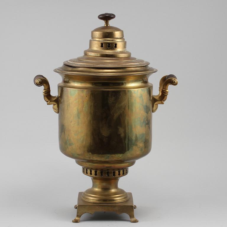 SAMOVAR, mässing, 1900-talets första hälft.
