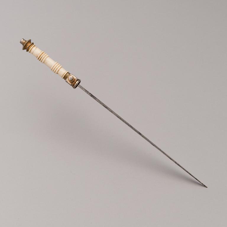 A German dagger by E&F Hörster Solingen, ca 1900.