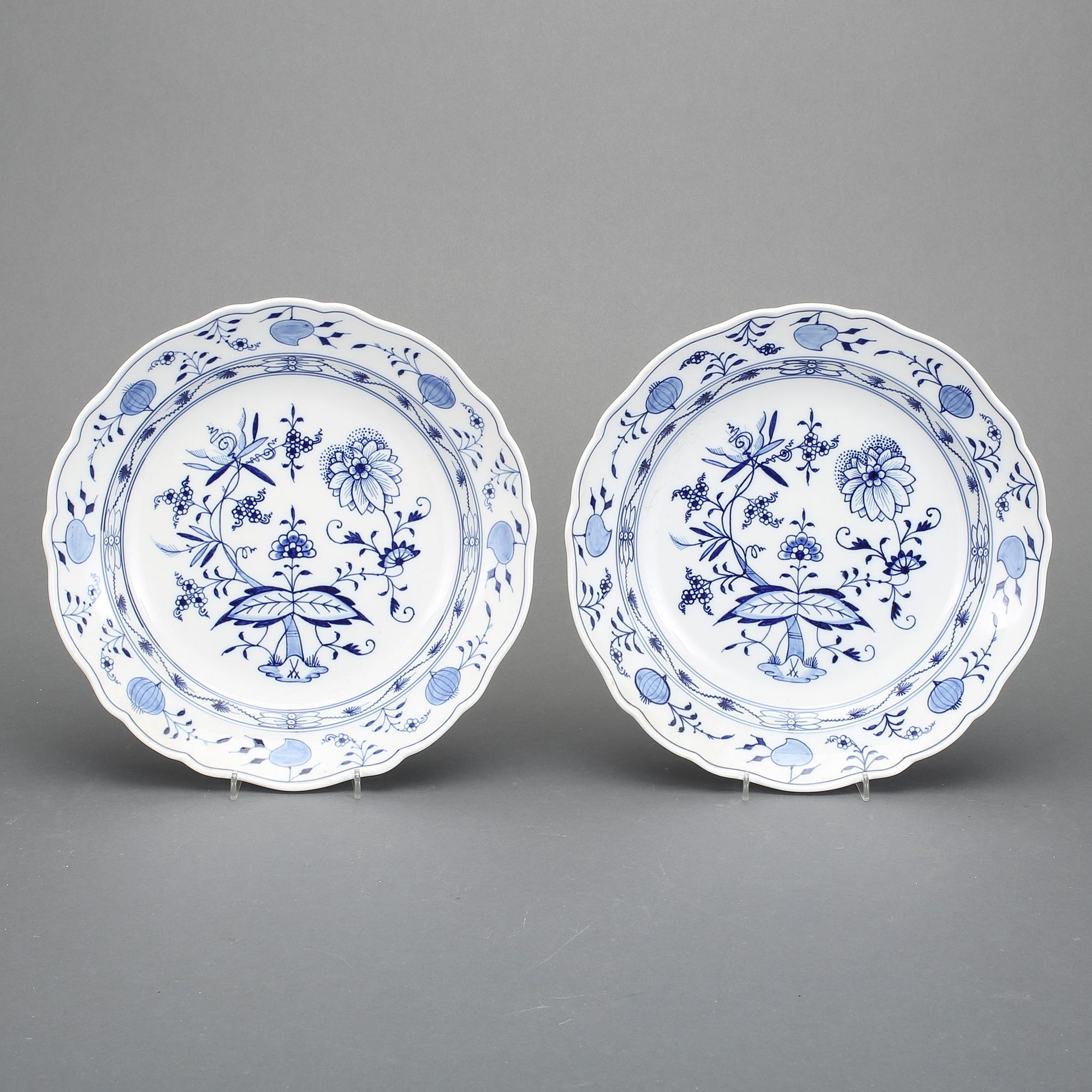 SERVERINGSFAT, ett par, porslin, Meissen. 1900-talets första hälft.