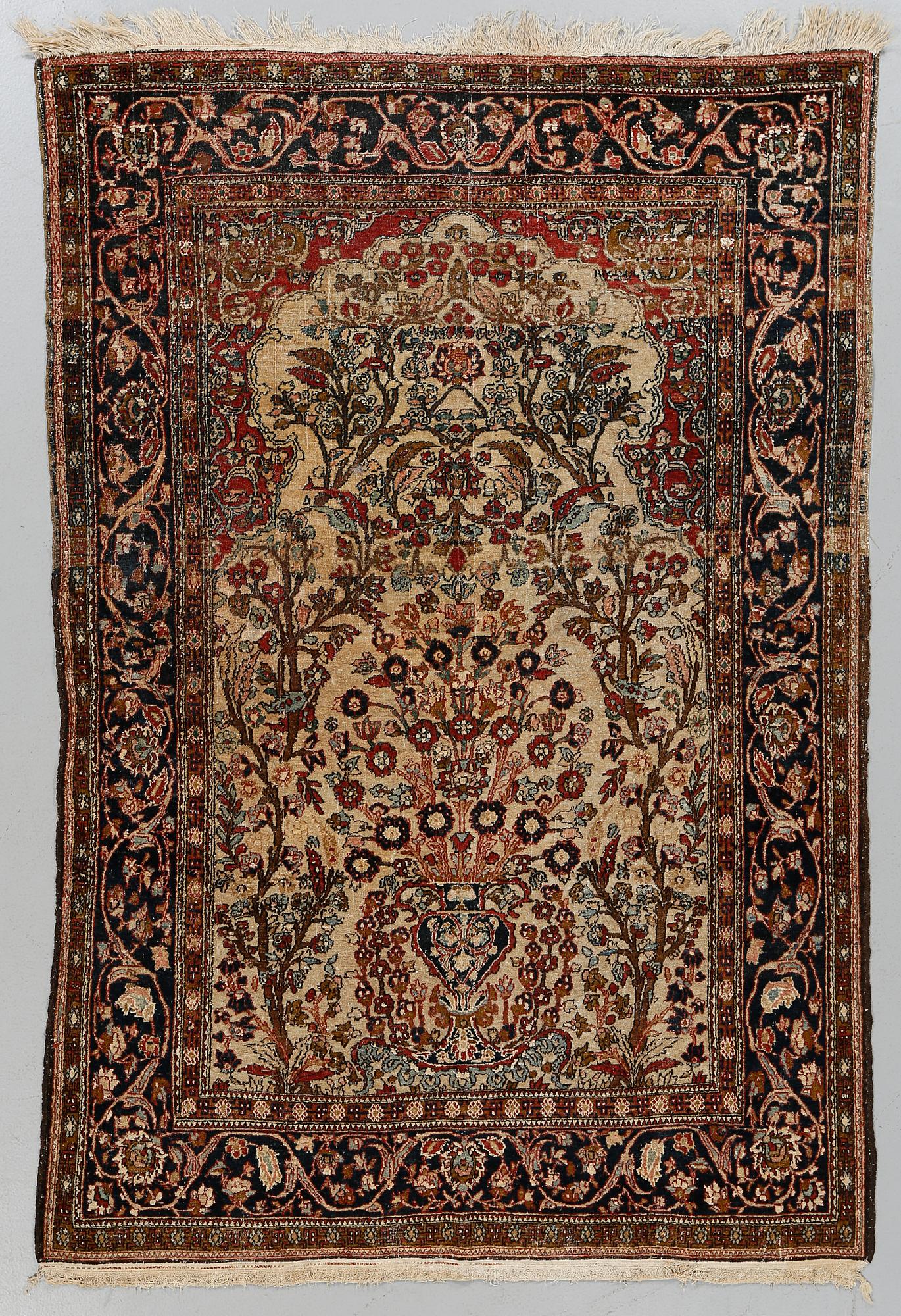MATTA, Isfahan, semiantik/antik, 200 x 134 cm.