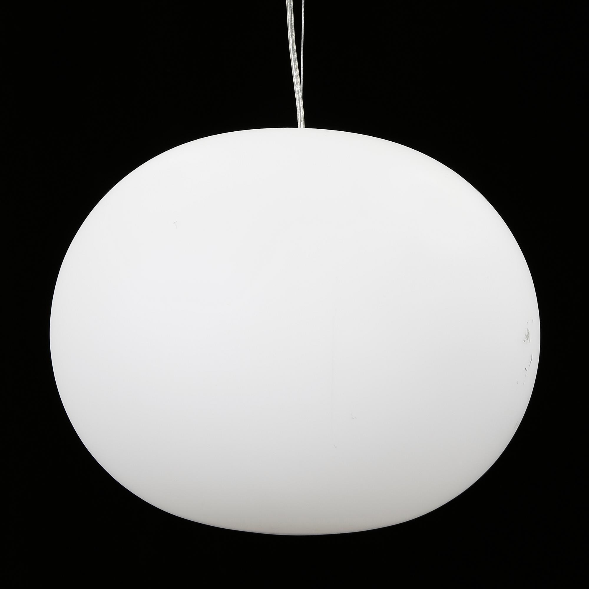 TAKLAMPA, "Glo-Ball", design Jasper Morrison 1999 för Flos, Italien. H 33.