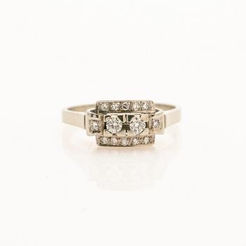Ring, 18K gold with brilliant-cut diamonds, G. Dahlgren & Co, Malmö, 1966.