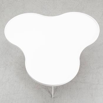 Christine Schwarzer, soffbord ”Flower”, Swedese.