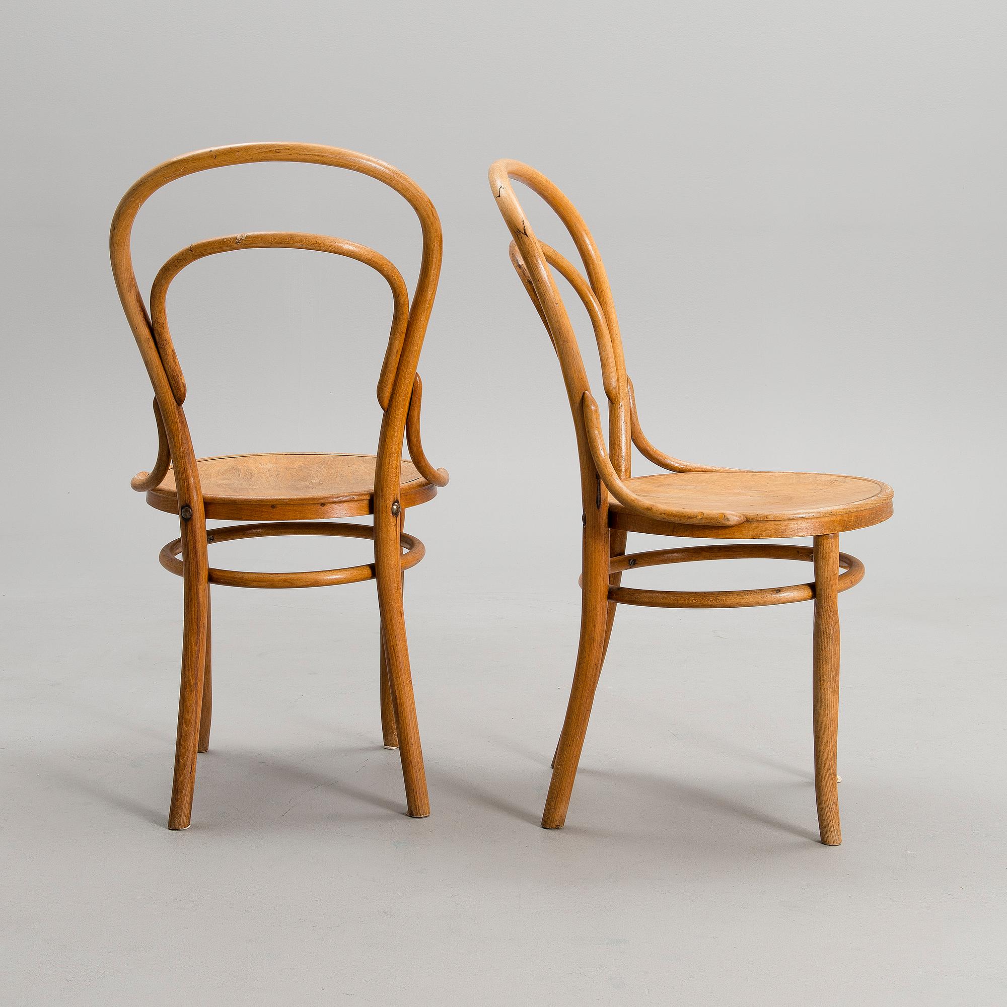 TWO RUSSIAN EARLY 20TH CENTURY CHAIRS.