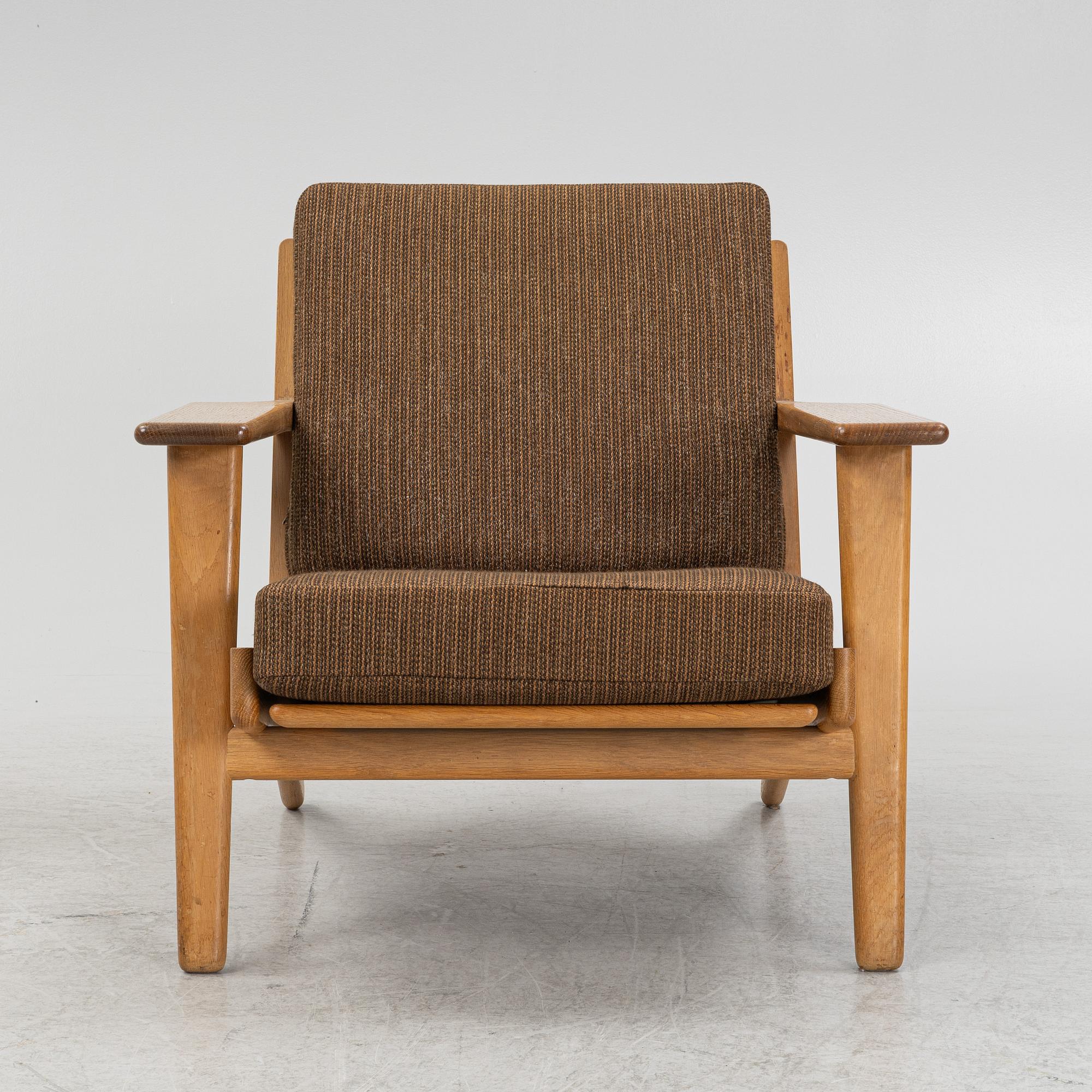 Hans J Wegner, a model 'GE 290' easy chair  from Getama, Gedsted, Denmark.