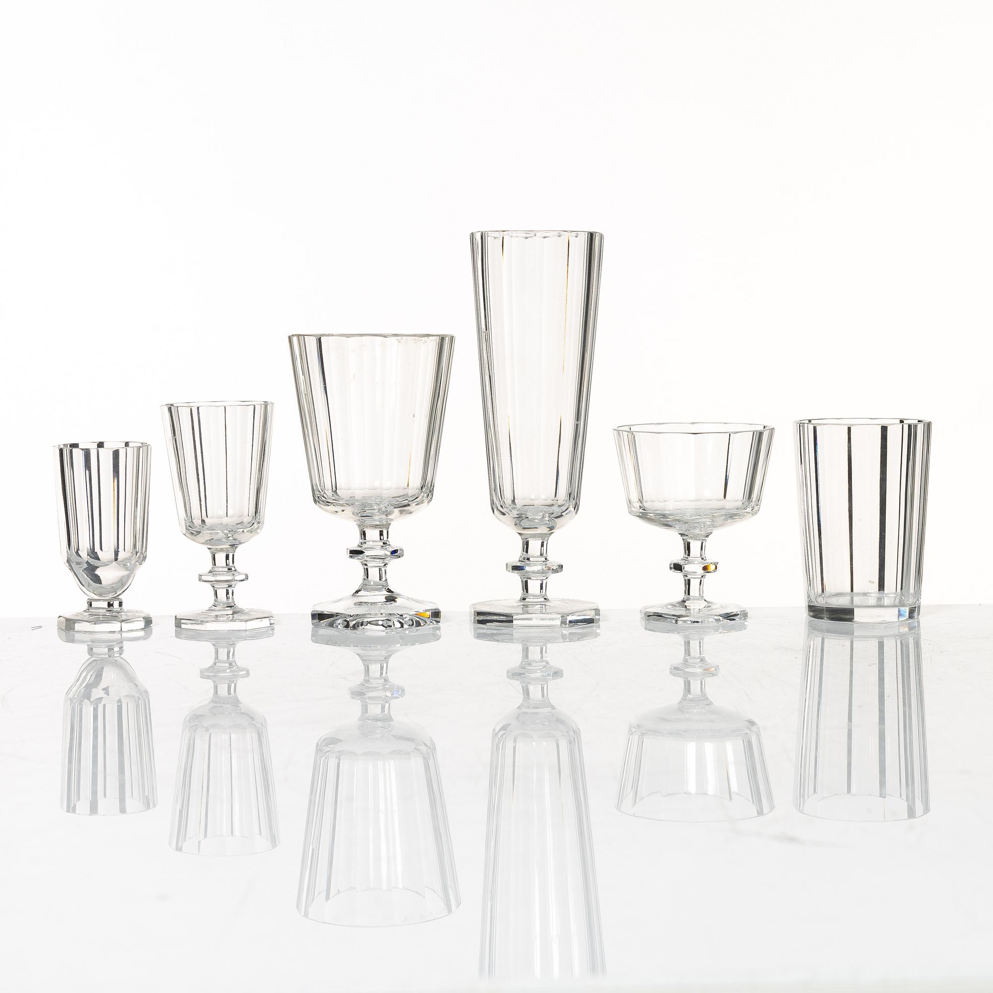 Elis Bergh, a 65-piece 'Karlberg' glass service, Kosta.