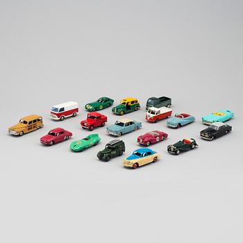 MODELLBILAR, 17 st, Dinky toys och Tekno, England, Danmark 1950-/60-tal.