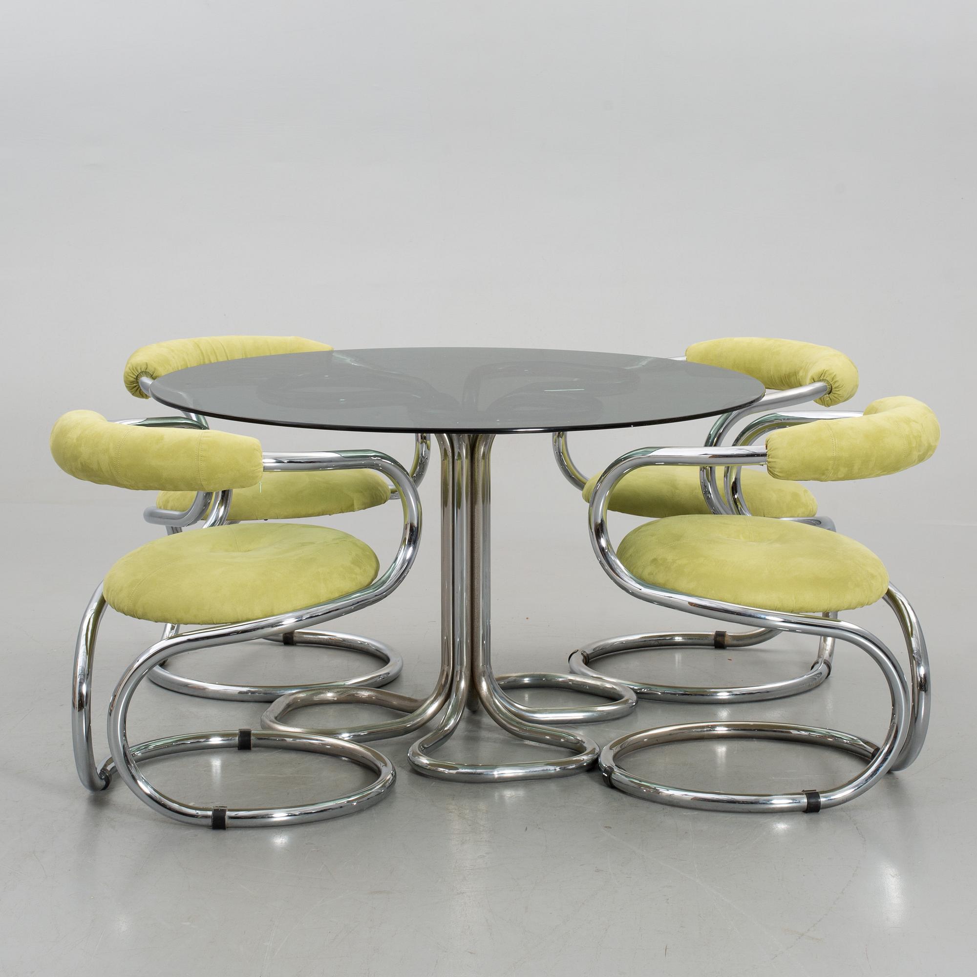 FOUR ITALIAN TECNOSALOTTO CHAIRS AND TABLE.