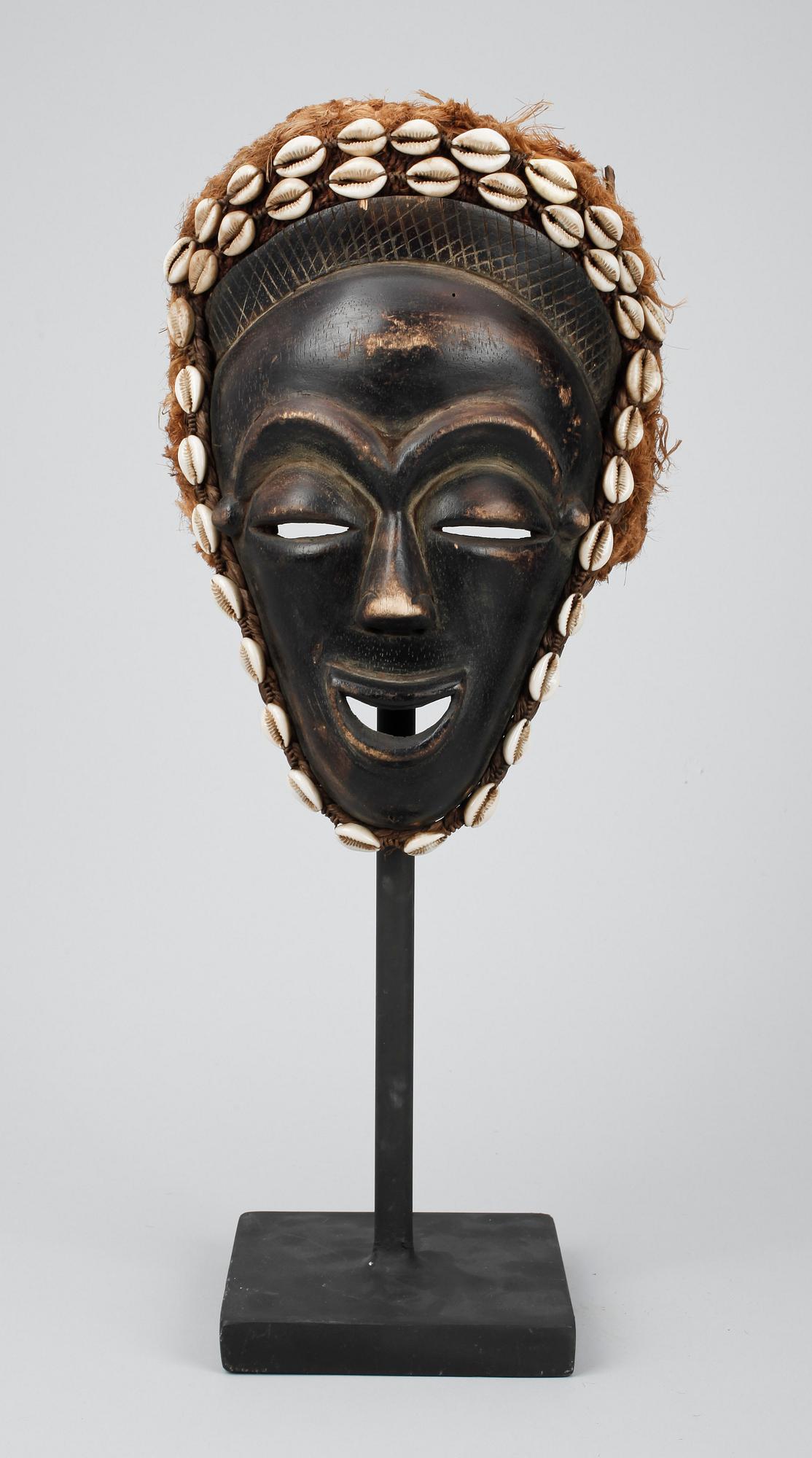 MASK, Afrika, 1900-tal.
