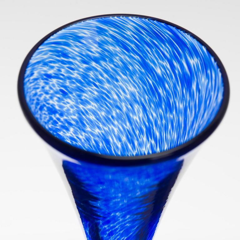 HELENA GIBSON, SNAPSGLAS, 6 st samt FLASKA, handblåst glas, 1990-tal.