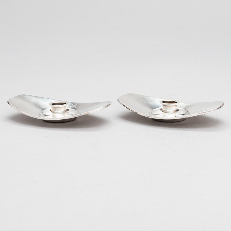 Bertel Gardberg, ljusstakar, ett par, silver, Kultakeskus, Tavastehus 1958.