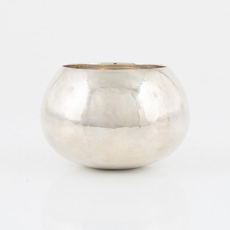 Roland Lantz, a sterling silver bowl, Stockholm, 1976.