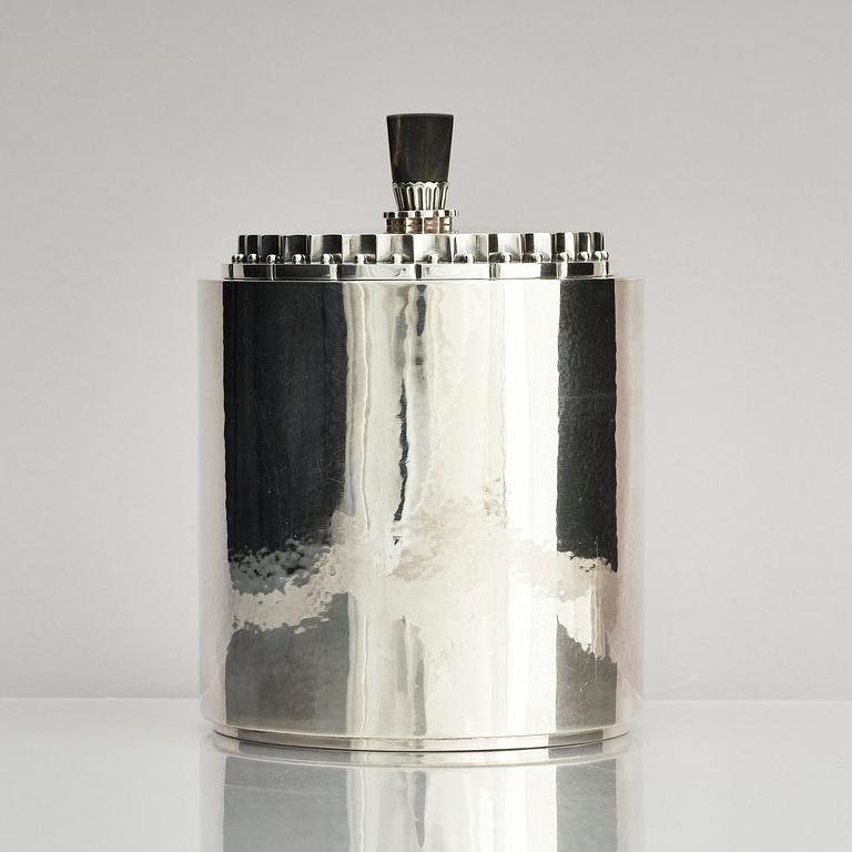 Georg Jensen, a sterling silver Tobacco jar, designed in 1926, Copenhagen 1933-1944.