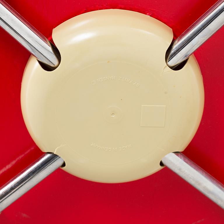 Arne Jacobsen, stolar, 6 st, "Sjuan", Fritz Hansen, Danmark.