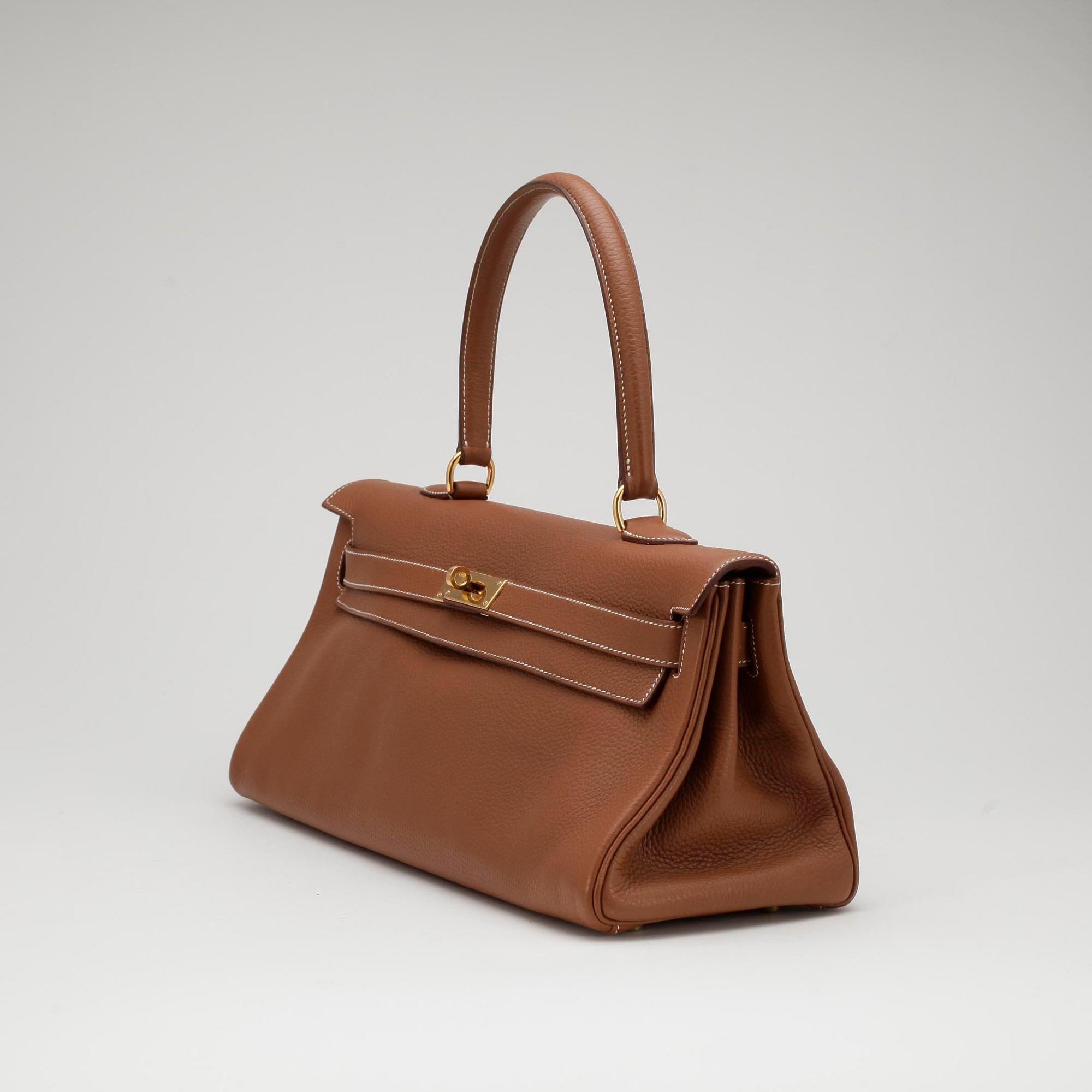 HERMÈS, a beige calf leather "JPG Shoulder Kelly".