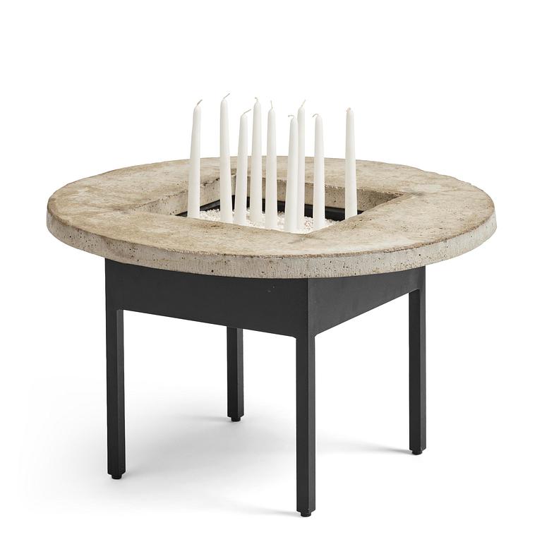 Jonas Bohlin, a “Concrete Jungle” table, ed. 18/100, Källemo, Värnamo, post 2007.