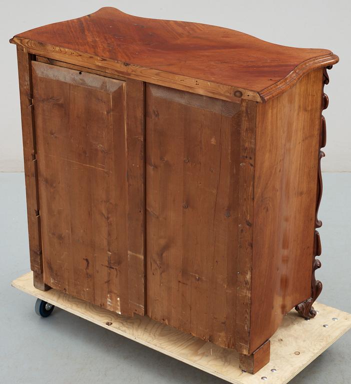 BYRÅ, senempire/nyrokoko, 1800-talets andra hälft.