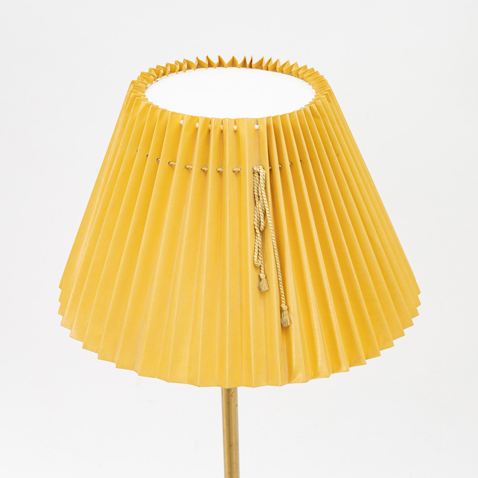 Josef Frank, golvlampa, modell 2326, Firma Svenskt Tenn.