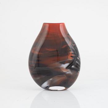Robert Oldergaarden, a unique 'graal' vase, Oldergaard Glashytta.