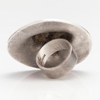 Björn Weckström, Ring "Nära utbrottet", sterlingsilver. Lapponia 1969.