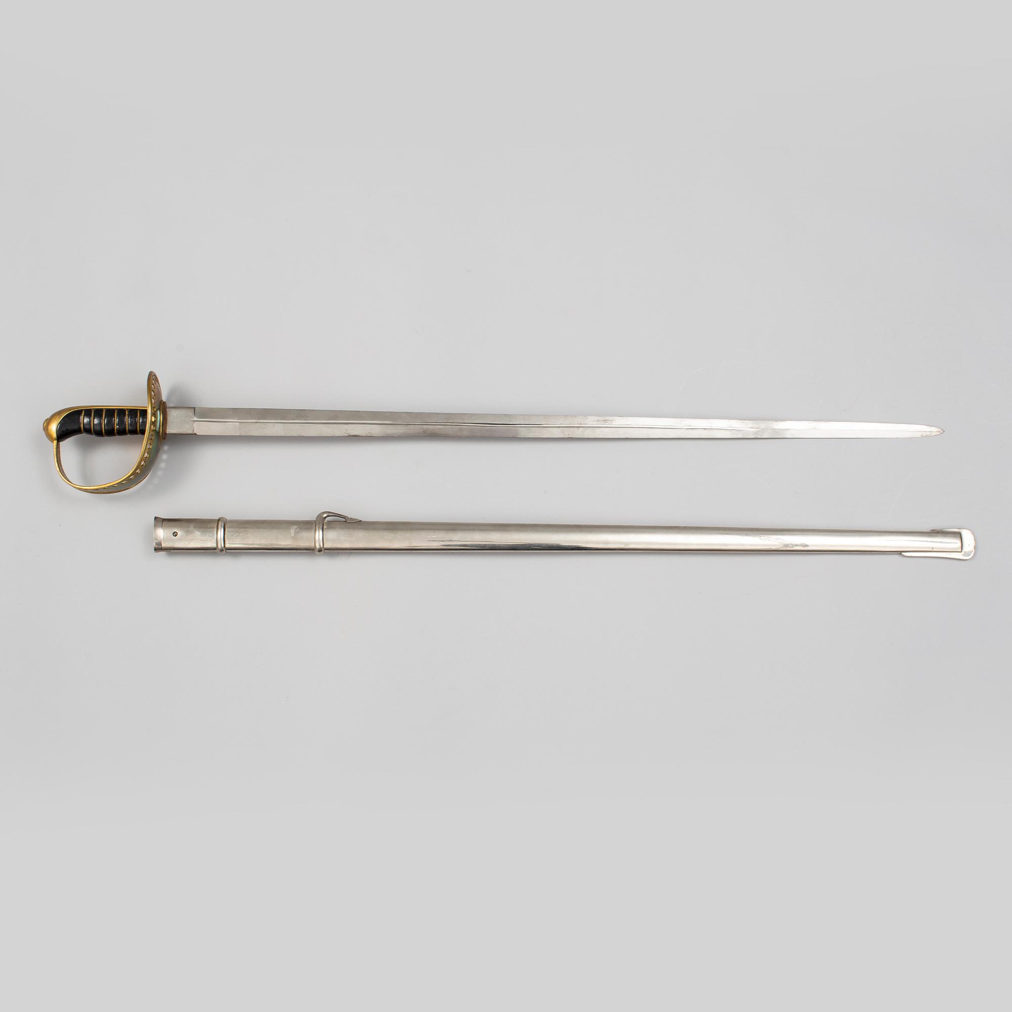 A Swedish cavalry sabre 1893 pattern.