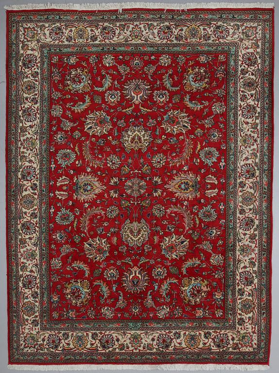 MATTA, orientalisk, ca 347 x 258 cm.