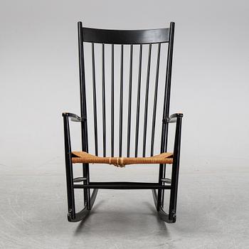 Hans J Wegner, gungstol, "J 16". Danmark, 1900-talet sandra hälft.
