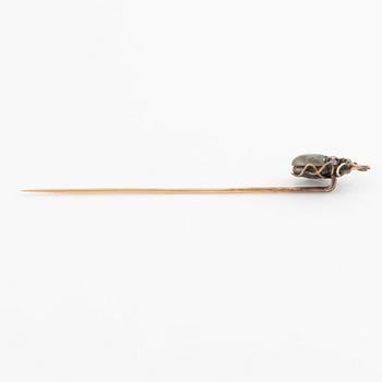 A brooch pin in the form of a beetle, 18K gold and silver with labradorite.