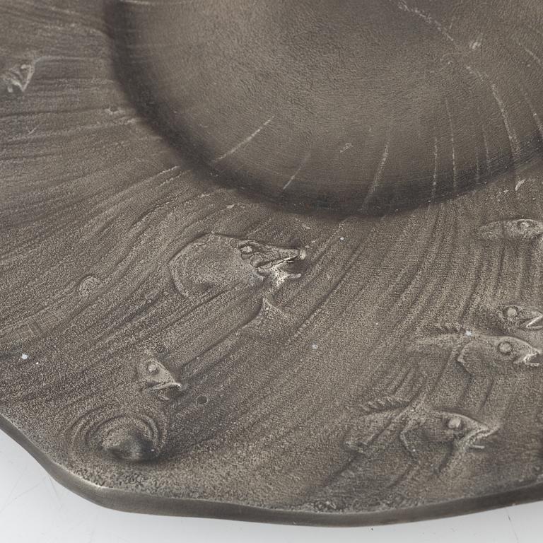 Olof Ahlberg, a pewter dish, Schreuder & Olsson, Stockholm, 1987.