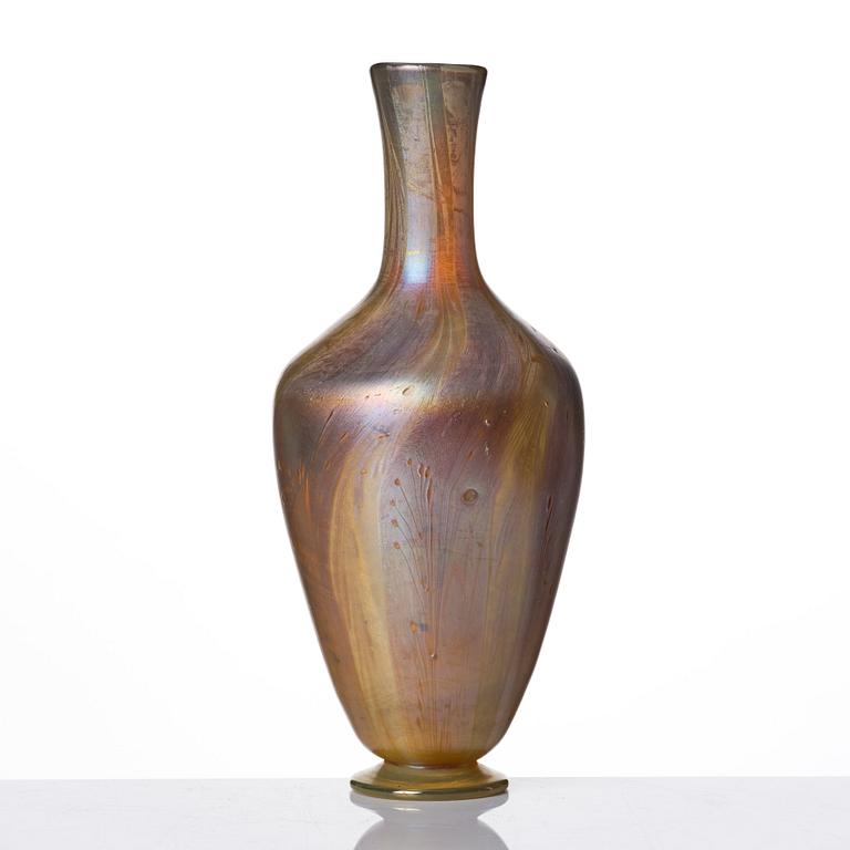 Louis Comfort Tiffany, an Art Nouveau "Favrile" glass vase, USA.