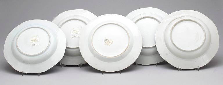 TALLRIKAR, 2+2+1, porslin, Kina, Qianlong resp Jiaqing, 1700/1800-tal.