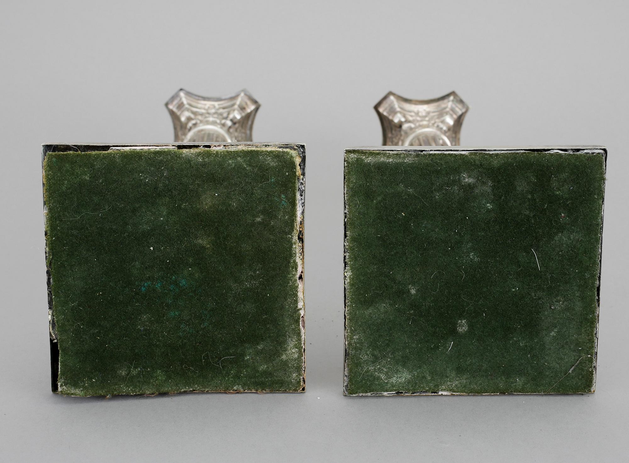 LJUSSTAKAR, ett par, pläter, 18/1900-tal.