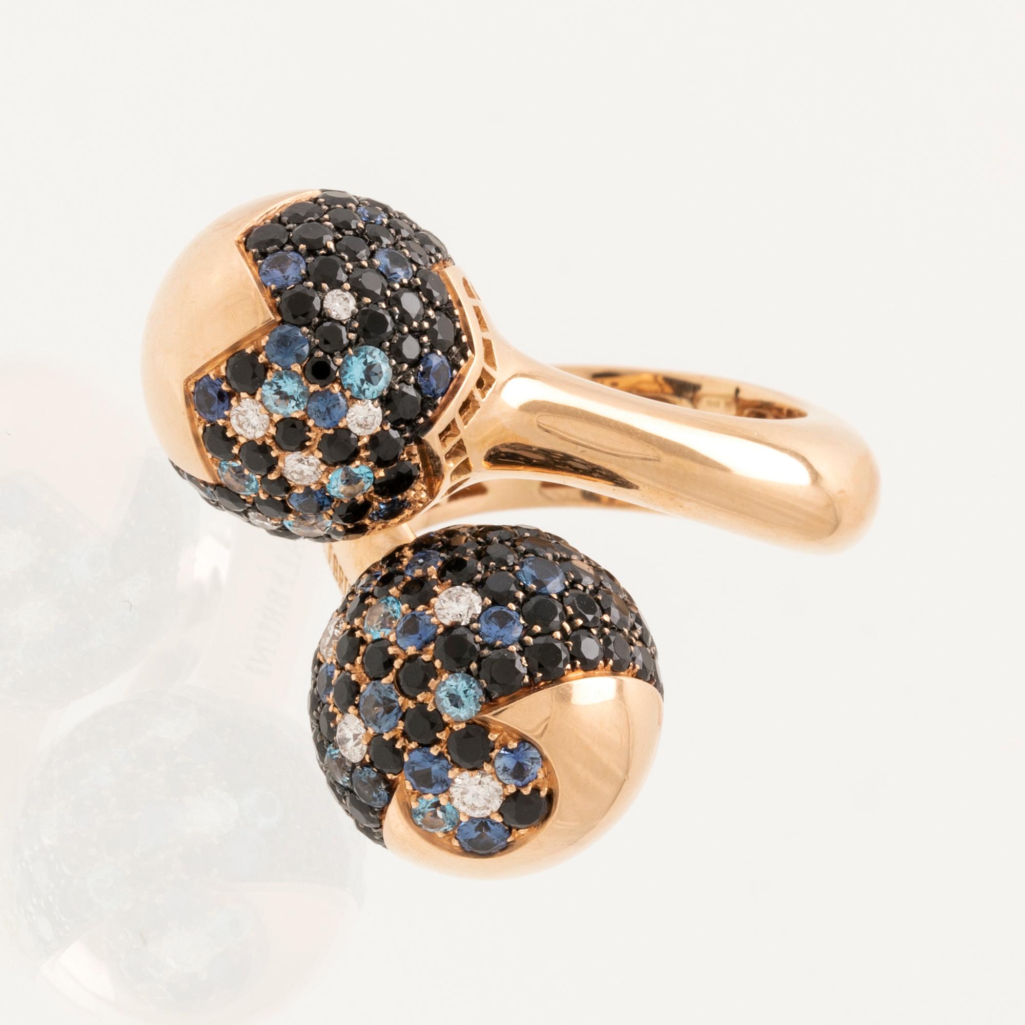 Pasquale Bruni, Ring/Cocktail Ring in 18K Gold with Round Brilliant Cut Diamonds and Sapphires, Milan Italy.