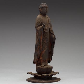 A wooden Japanese figure of Amida Buddha, Edo period, 19th Century.