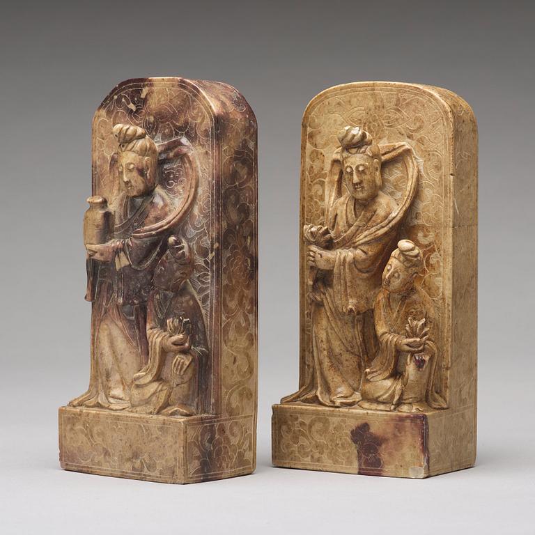 A pair of soapstone book stands, Qing dynasty (1664-1912).