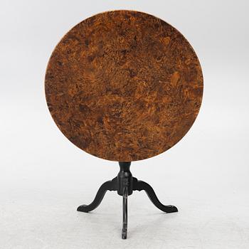A folding table, Mälardalen, first half of the 19th century.