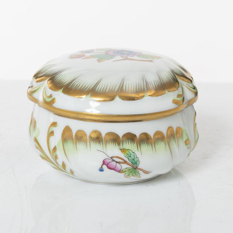 A 68-piece 'Queen Victoria' dinner service, Herend, Hungary.