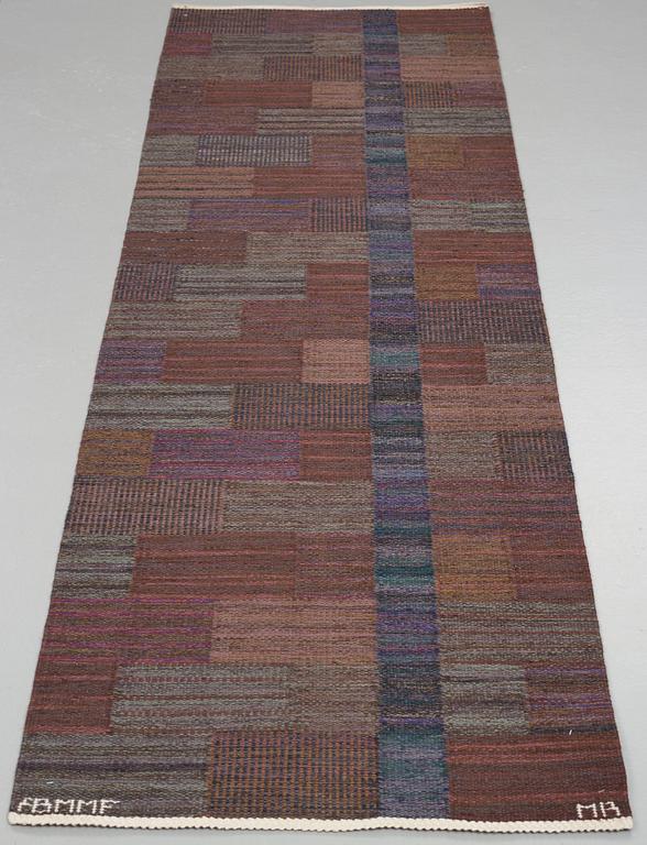 Marianne Richter, GALLERIMATTA, "Gångerolf", rölakan, ca 264 x 81,5 cm, signerad AB MMF MR.