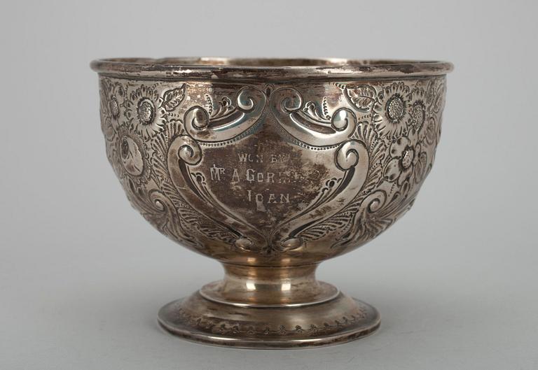 SKÅL, sterling silver, Chester, England 1902. Vikt 260 g.