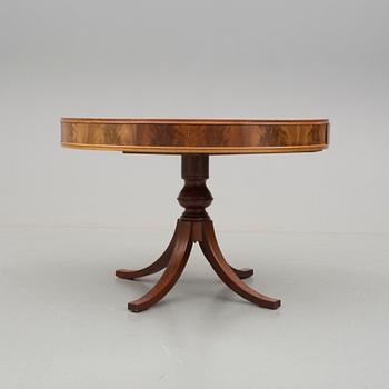 KARUSELLBORD, 1900-talets mitt.