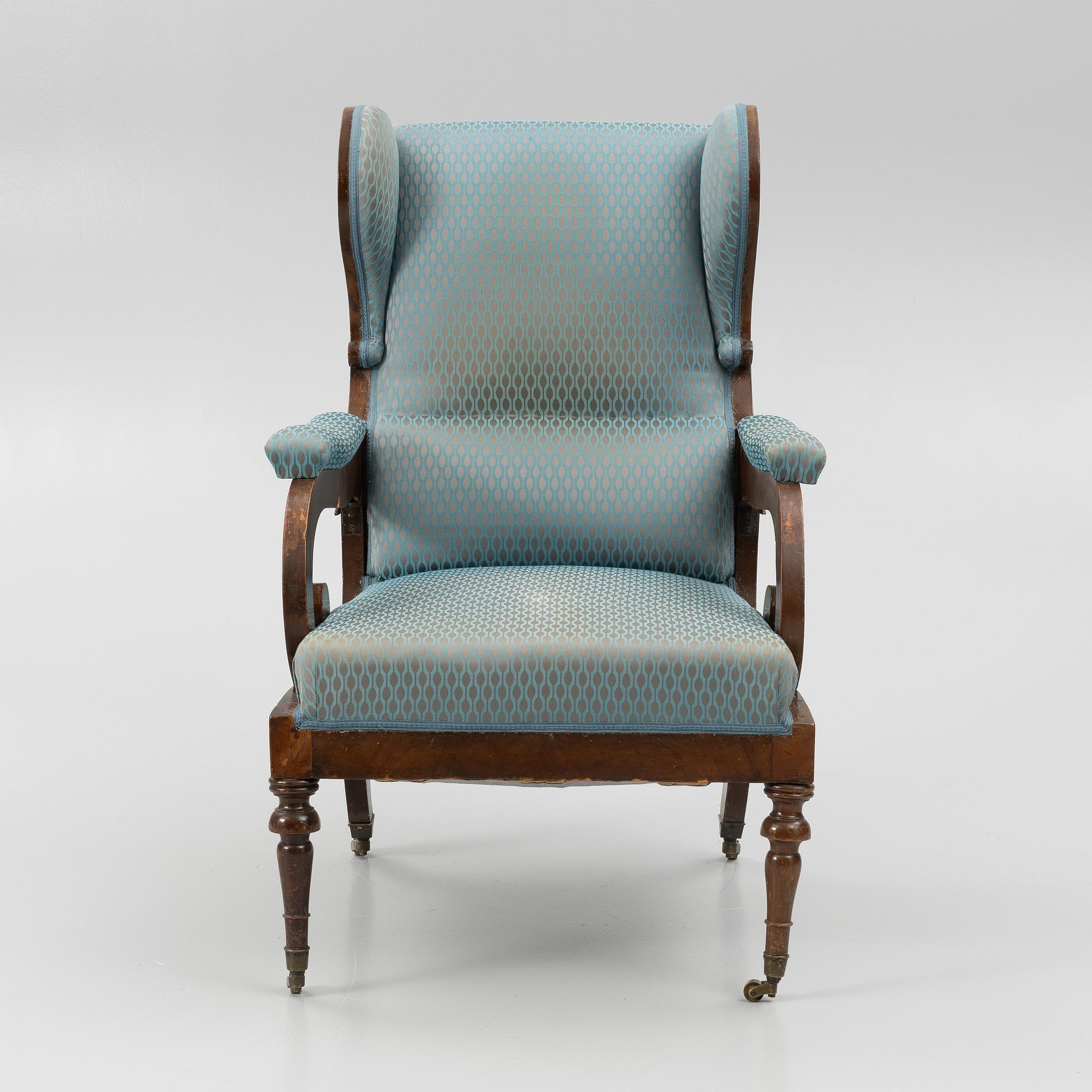 A folding lounge chair, England, 19th century.